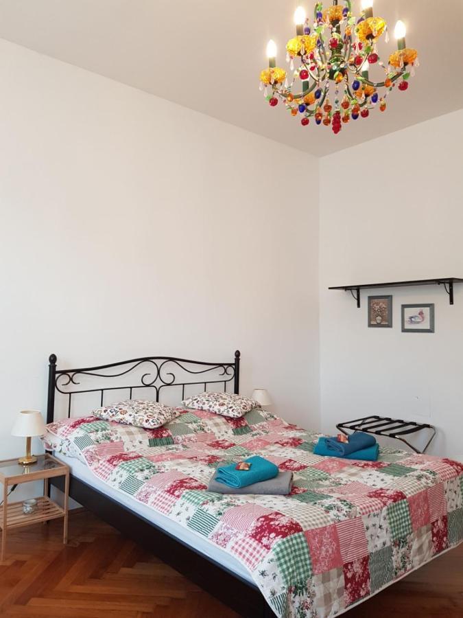1090 Apartament Viena