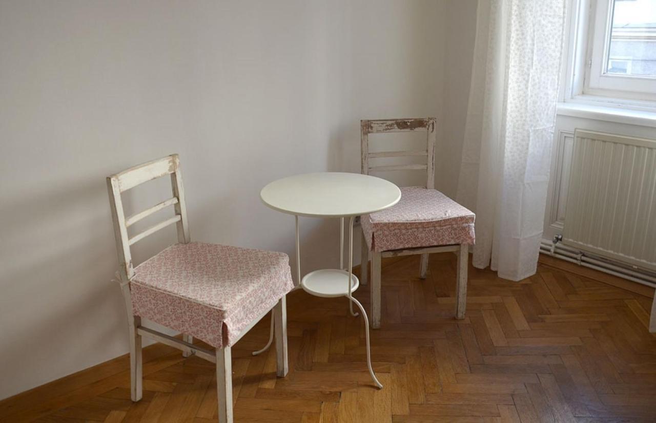 1090 Apartament Viena