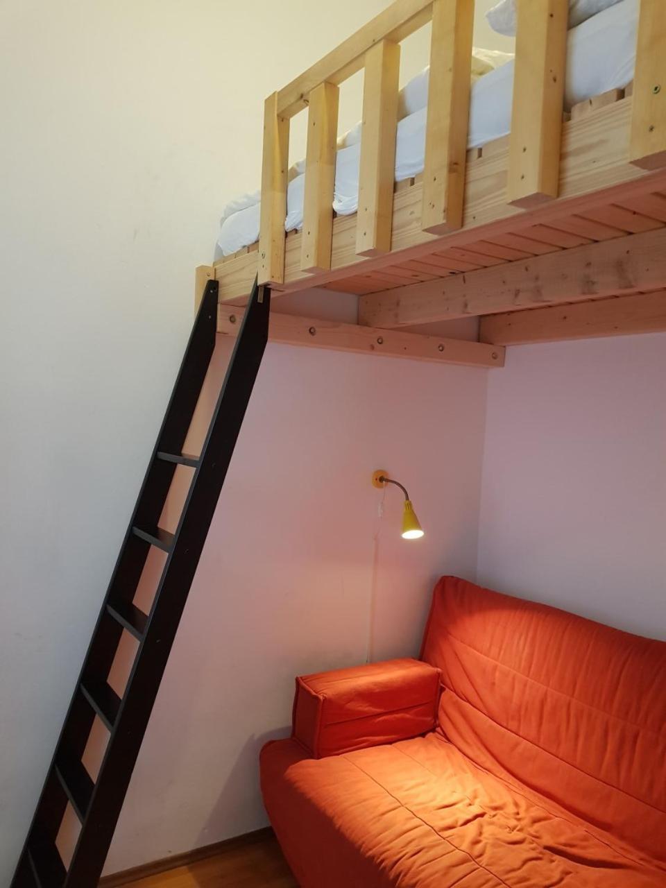 1090 Apartament Viena